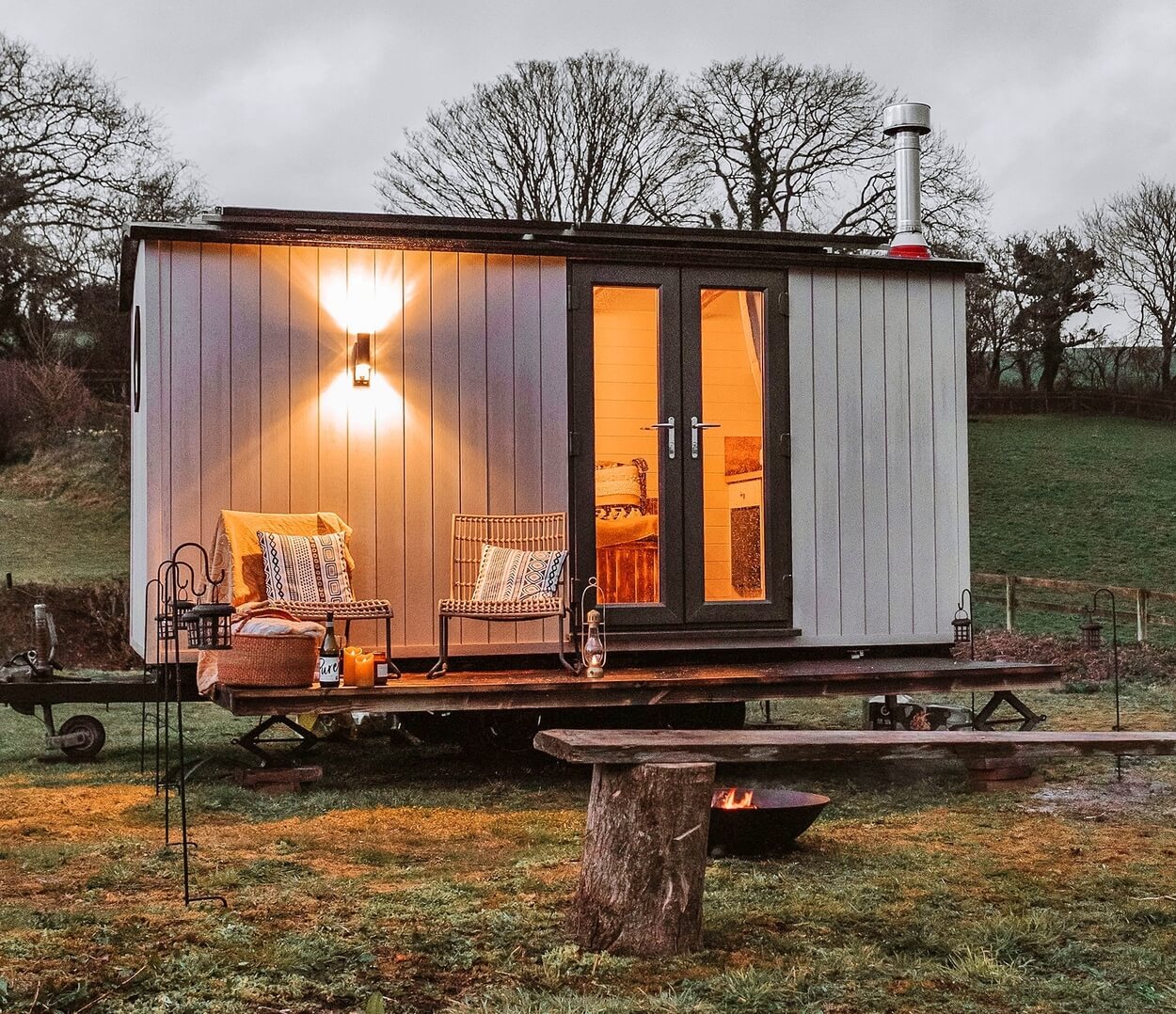 The_hut_life_9_photoshopped1