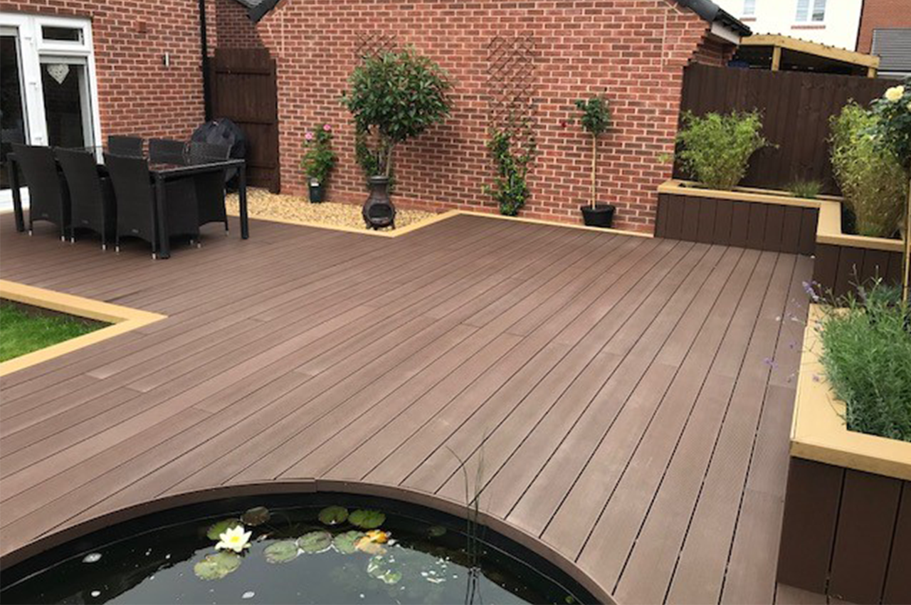 Cladco Composite Decking Boards in Coffee with Teak Edging Trim
