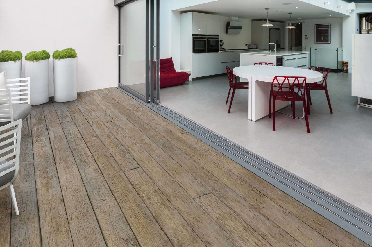 Natural Wood-Style Decking | Millboard Weathered Oak Decking