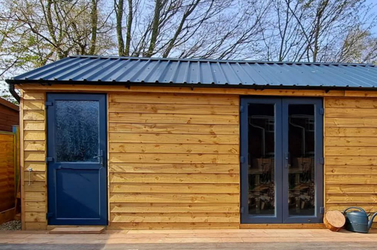renovation_of_no39 have built this garden outbuilding from scratch and turned it into a handy workshop.