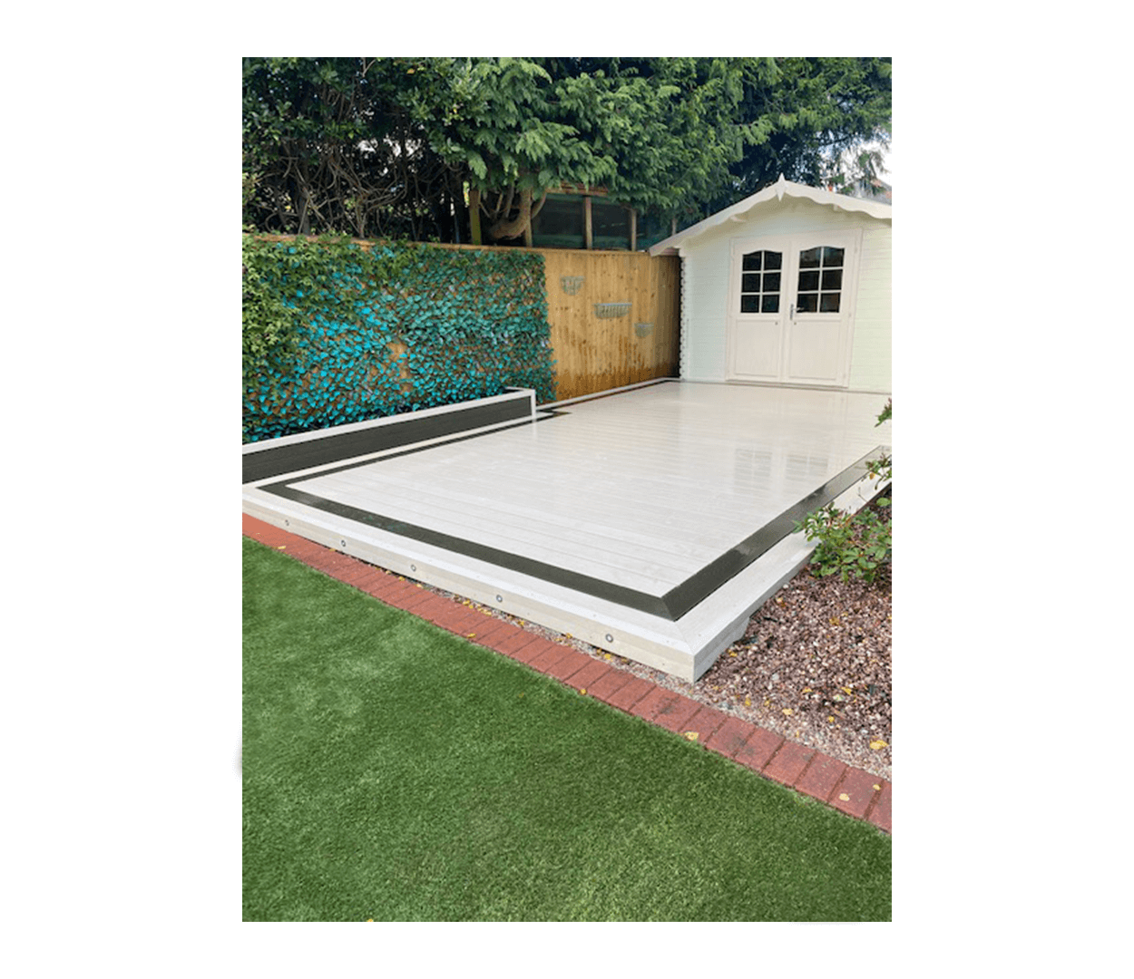 Unique Composite constructed this beautiful decking using Cladco Composite Woodgrain