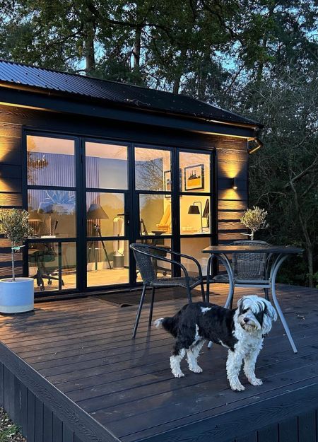 Modern Garden Office with Slate Fibre Cement Cladding and Charcoal Composite Decking