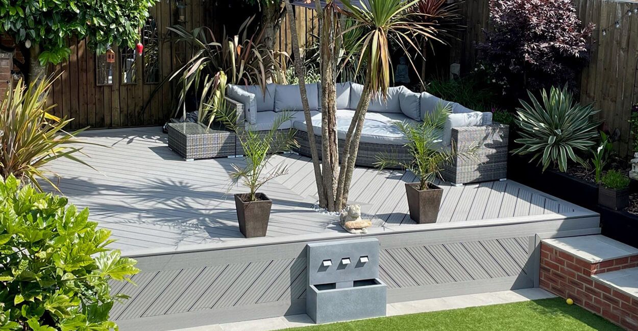Herringbone Deck Layout, deck laid diagonally