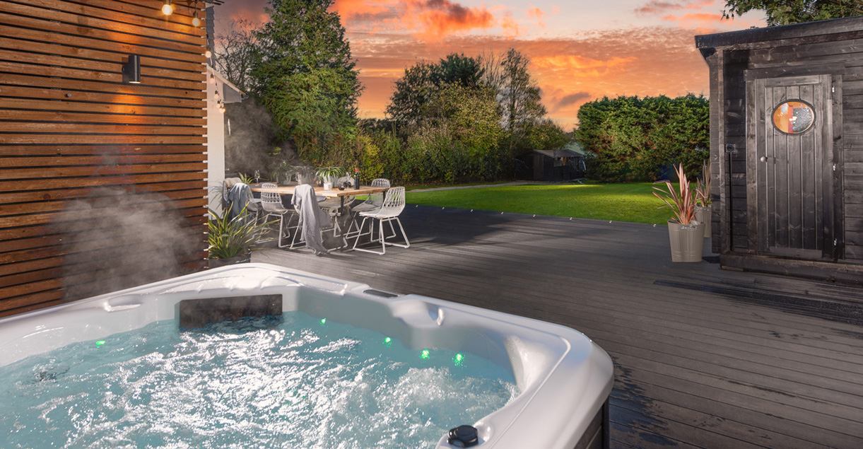 hot tubs are a great way to get social and enjoy your garden on those chillier summer evenings @bar_k_cornwall