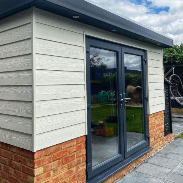 Garden room with Cladco Fibre Cement Cladding in Cream
