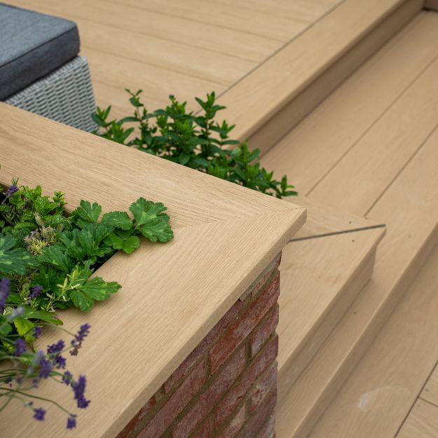 multi level, cedar coloured decking